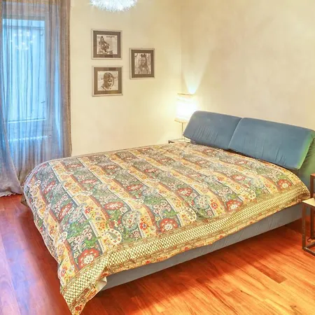 Lägenhet Dai Fiorentini - In